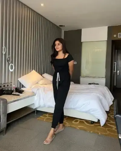Call Girls Taliparamba Cash On Delivery